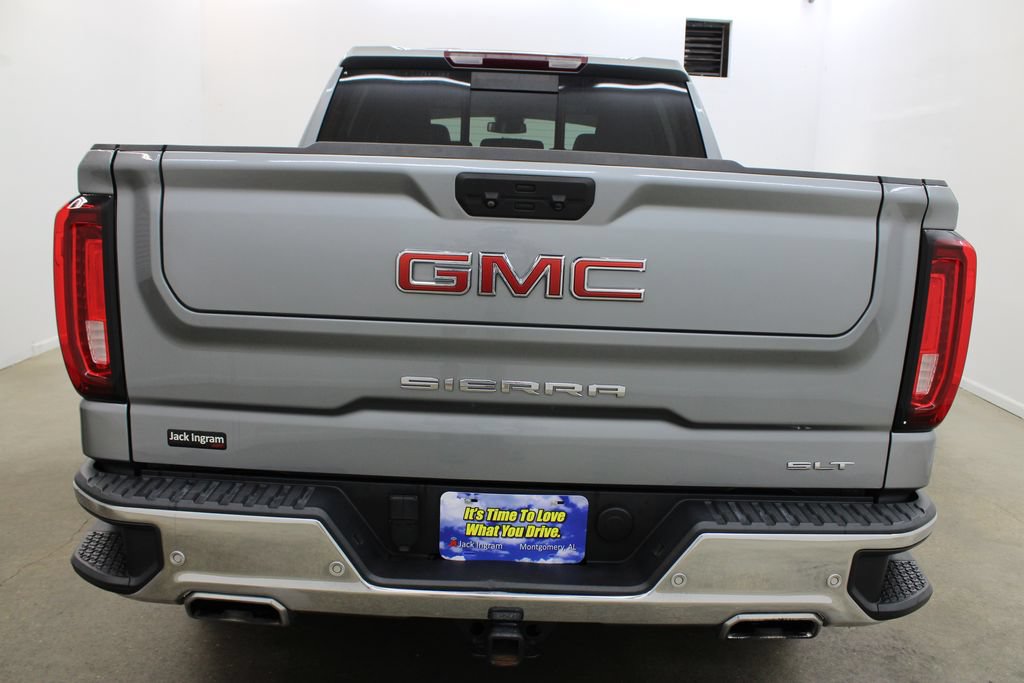 Used 2023 GMC Sierra 1500 SLT w/ SLT Premium Plus Package AWD/4WD image 4
