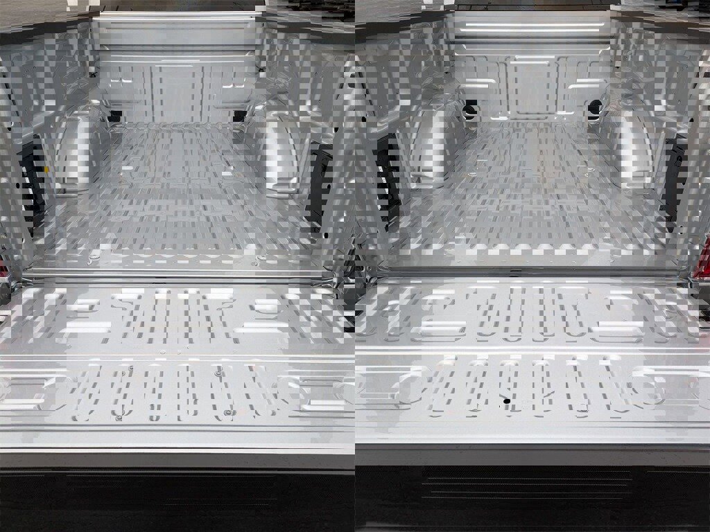 New 2025 Ford F150 XLT w/ Equipment Group 302A MID image 7