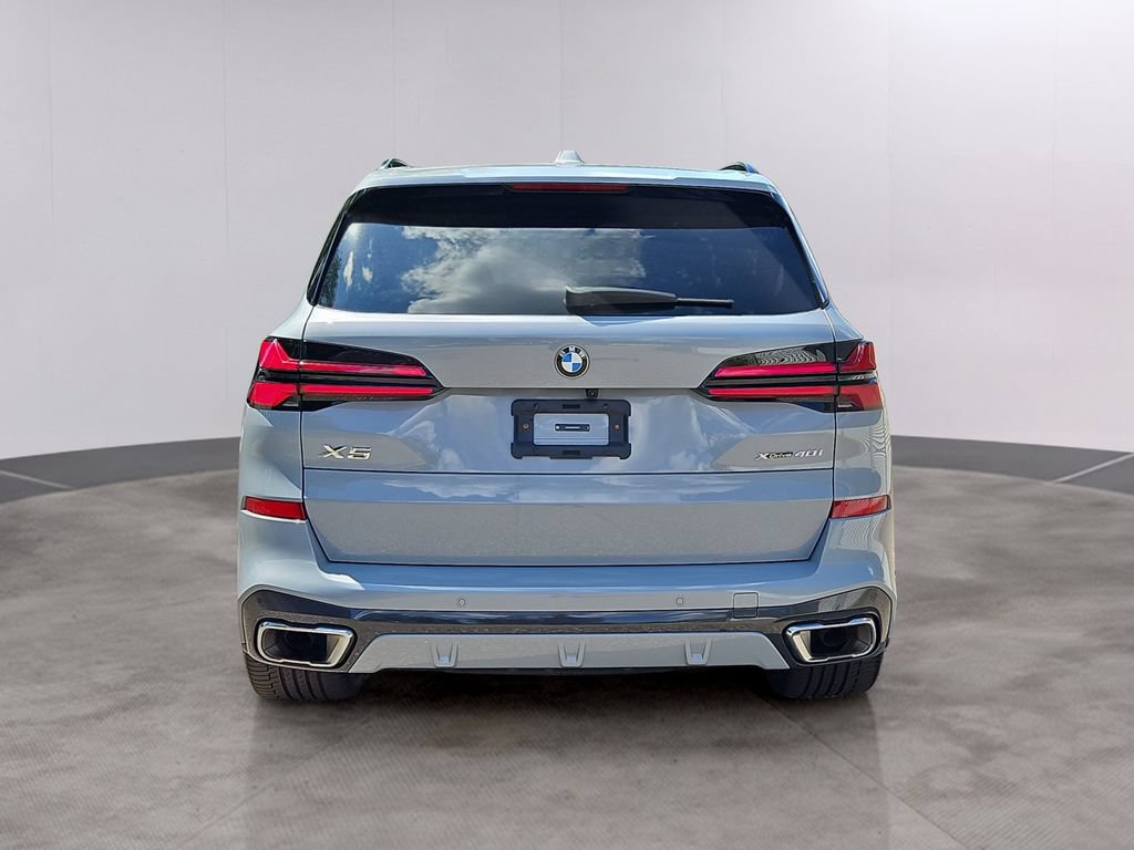 Used 2024 BMW X5 xDrive40i w/ Executive Package AWD/4WD image 5