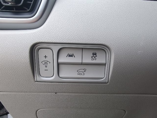 Used 2023 Kia Sorento X-Line EX AWD/4WD image 17