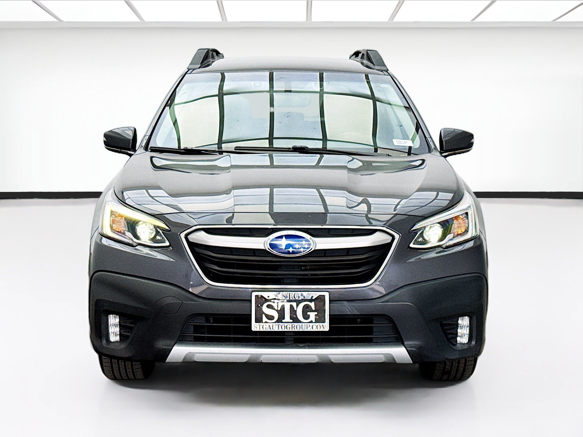 Used 2020 Subaru Outback Limited AWD/4WD image 2