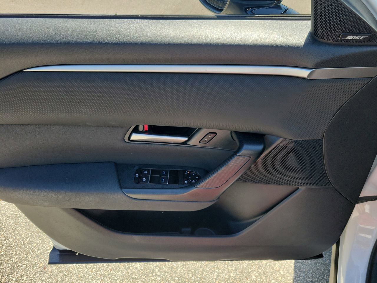 Used 2025 MAZDA CX-50 AWD 2.5 S w/ Premium Package image 14