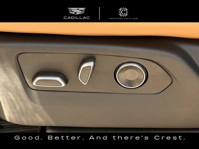 Certified 2025 Cadillac Escalade ESV Premium Luxury w/ LPO, Floor Liner Package AWD/4WD image 28