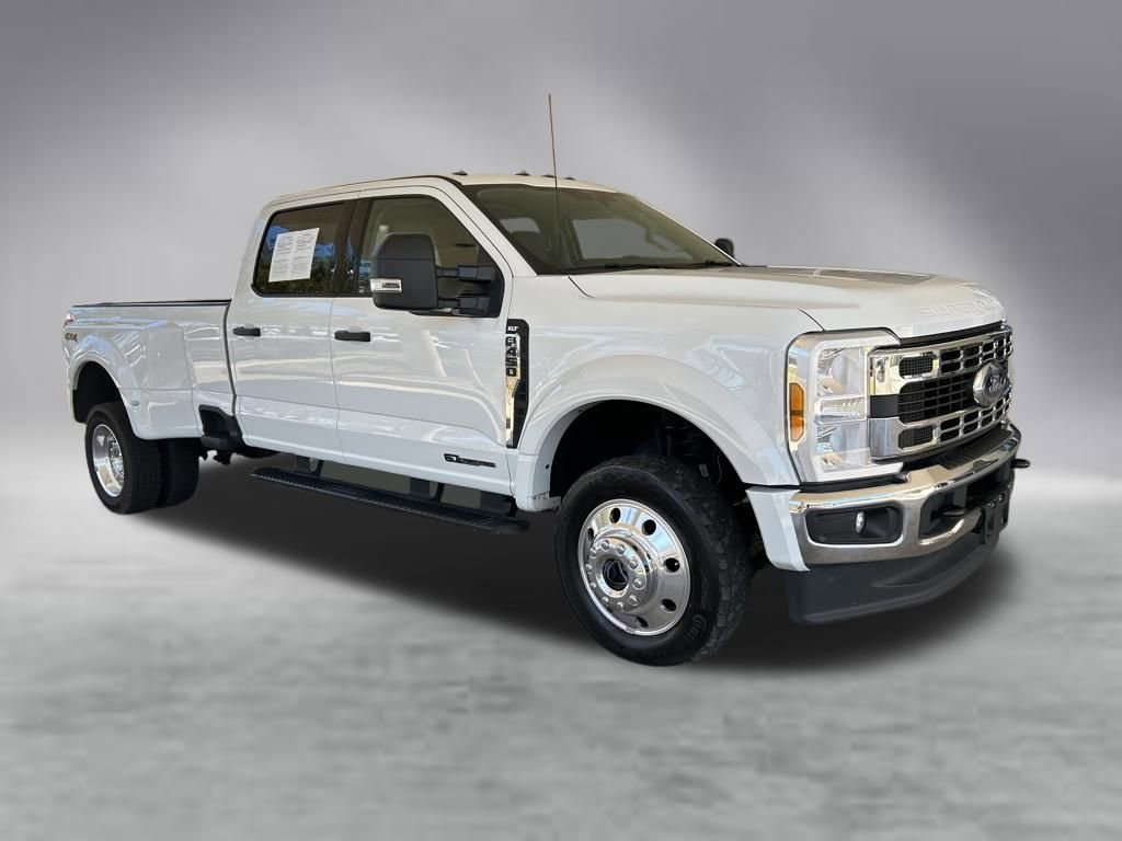 Used 2025 Ford F450 XLT AWD/4WD image 2