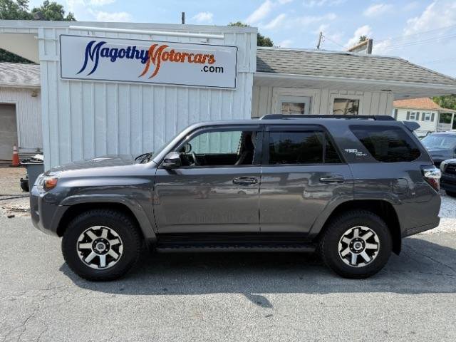 Used 2019 Toyota 4Runner TRD Off-Road AWD/4WD image 15