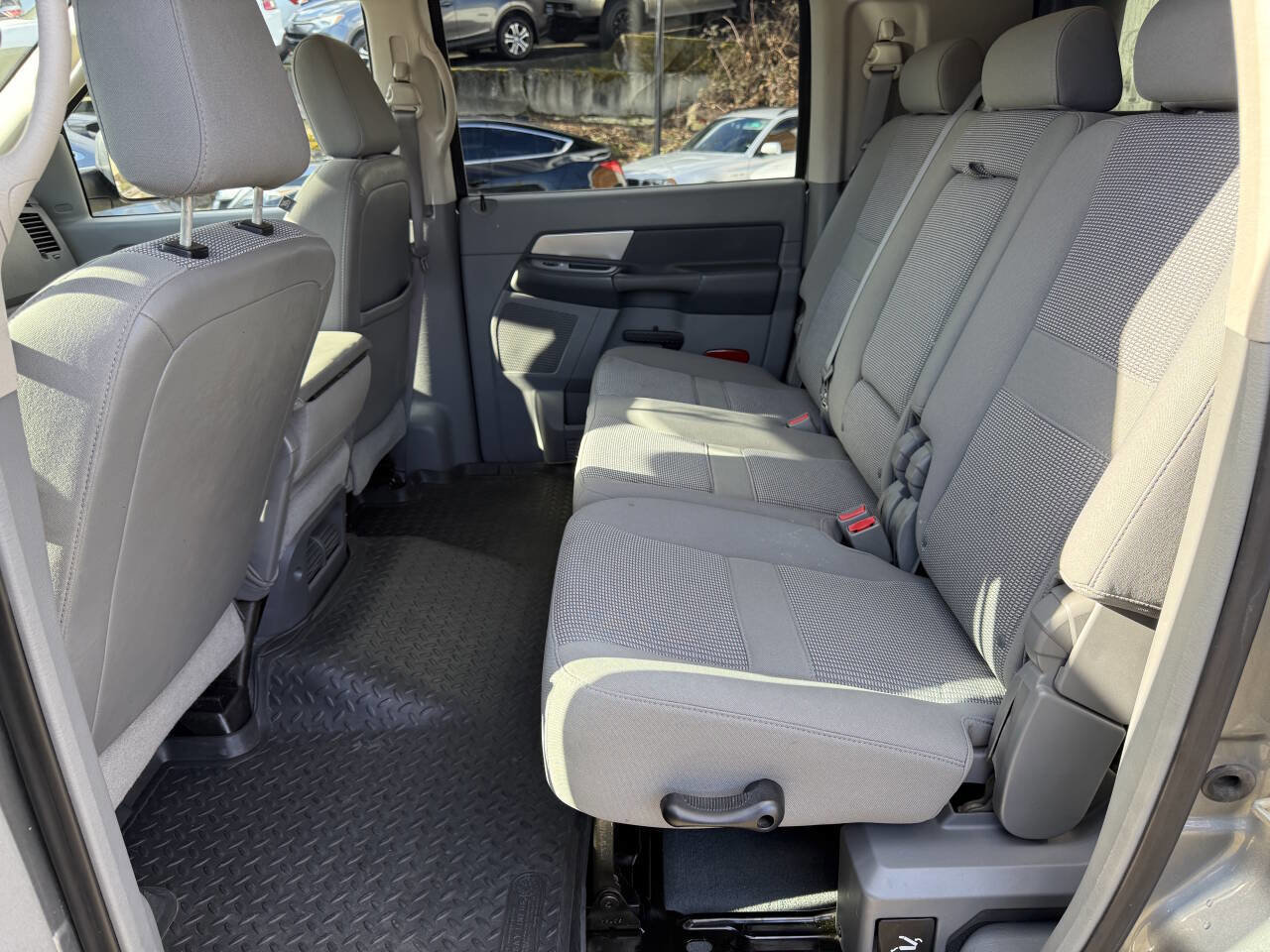 Used 2008 Dodge Ram 3500 Truck SXT image 19