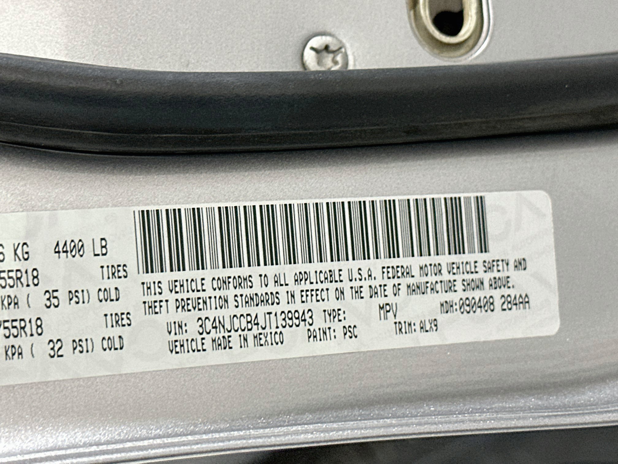 Used 2018 Jeep Compass Limited w/ Navigation Group FWD image 12