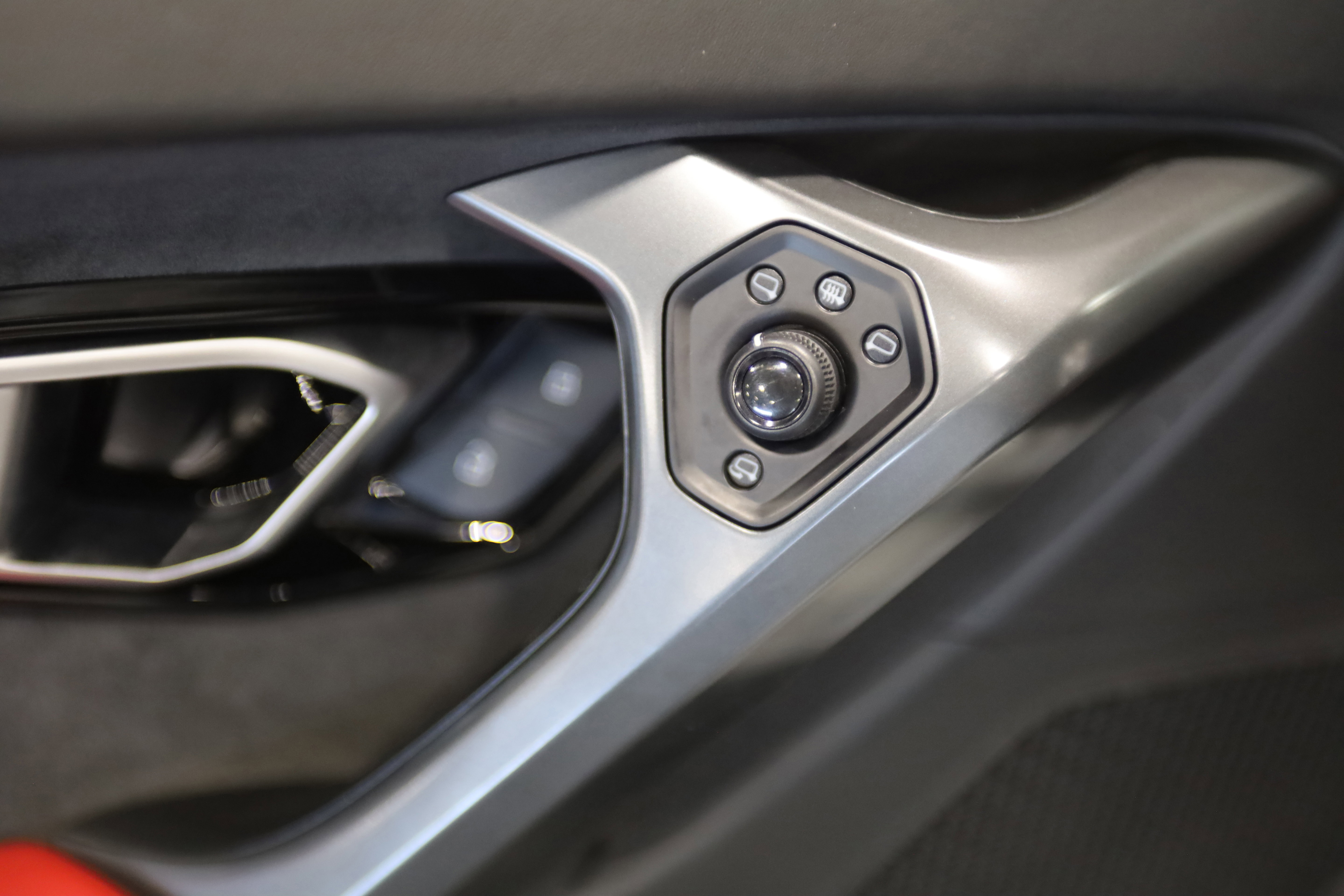 Used 2015 Lamborghini Huracan LP 610-4 image 14