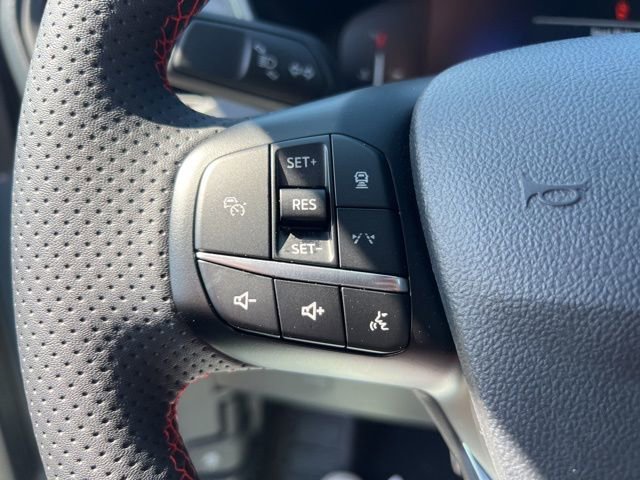 Certified 2023 Ford Escape ST-Line w/ Tech Pack #1 AWD/4WD image 9