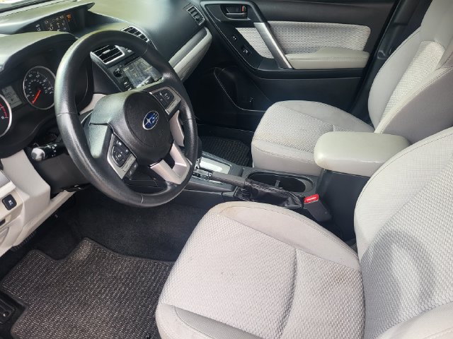 Used 2017 Subaru Forester 2.5i Premium AWD/4WD image 14