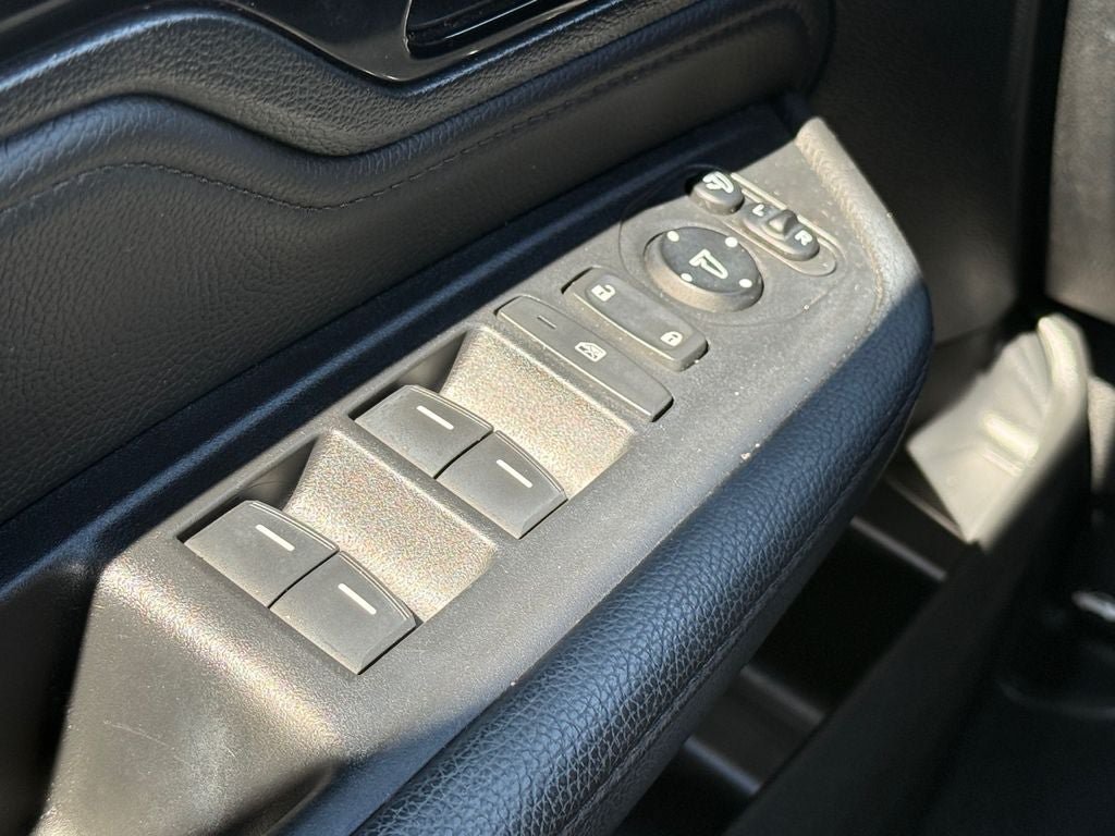 Used 2024 Honda Odyssey Elite image 18