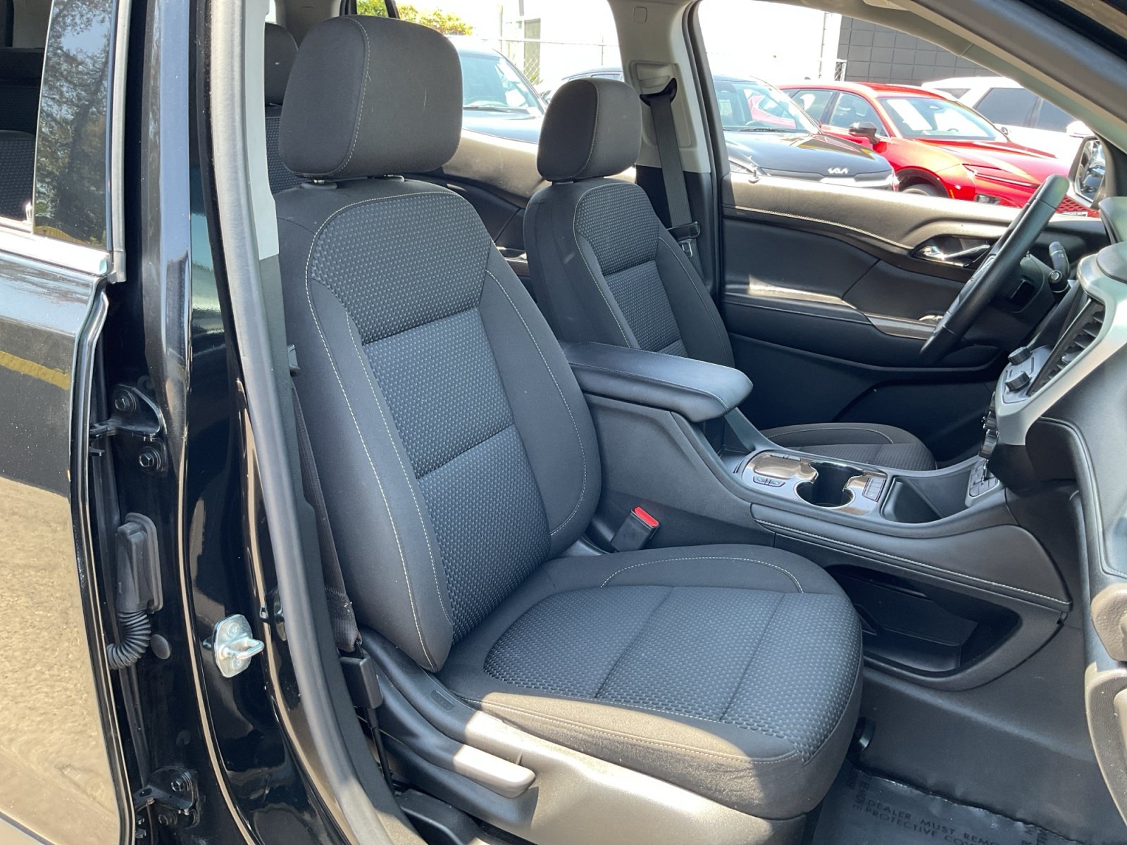 Used 2021 GMC Acadia SLE w/ Driver Convenience Package FWD image 21
