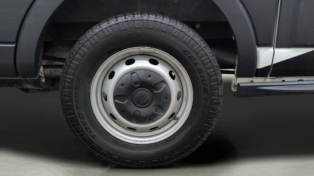 Used 2016 Ford Transit 150 130 Low Roof RWD image 24