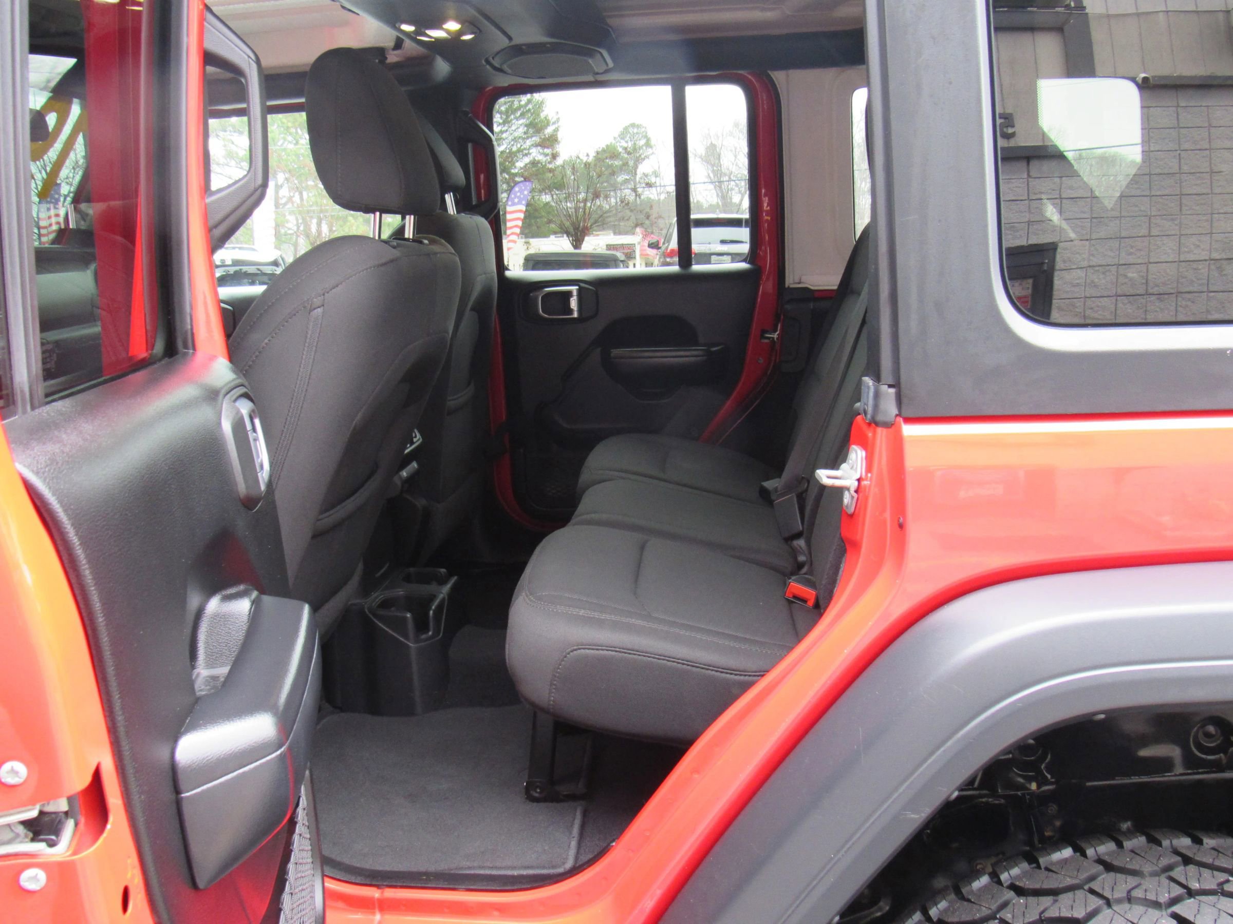 Used 2019 Jeep Wrangler Unlimited Sport S AWD/4WD image 13