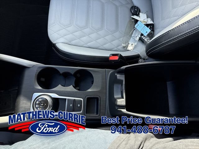 Used 2023 Ford Escape Platinum w/ Premium Technology Package FWD image 20