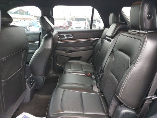 Used 2018 Ford Explorer Limited image 24