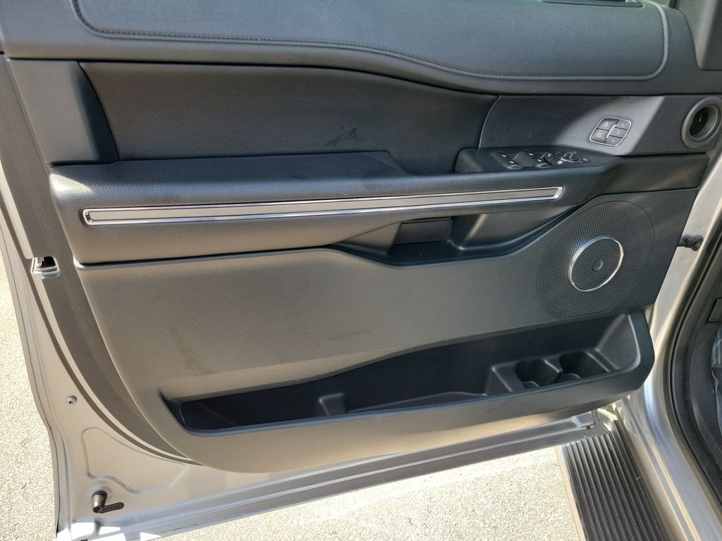 Used 2021 Ford Expedition XLT RWD image 20