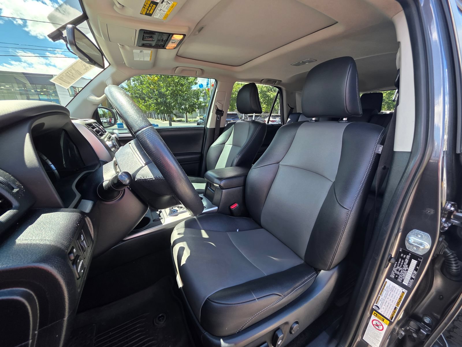 Used 2019 Toyota 4Runner SR5 Premium AWD/4WD image 11