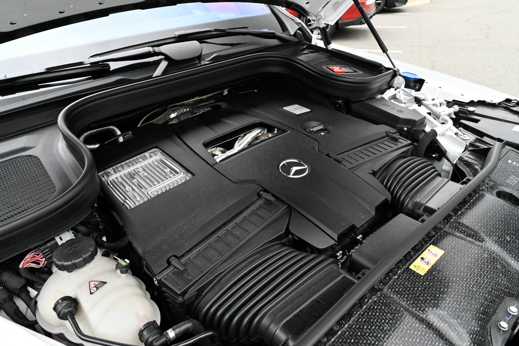 Used 2025 Mercedes-Benz GLS 580 4MATIC image 65