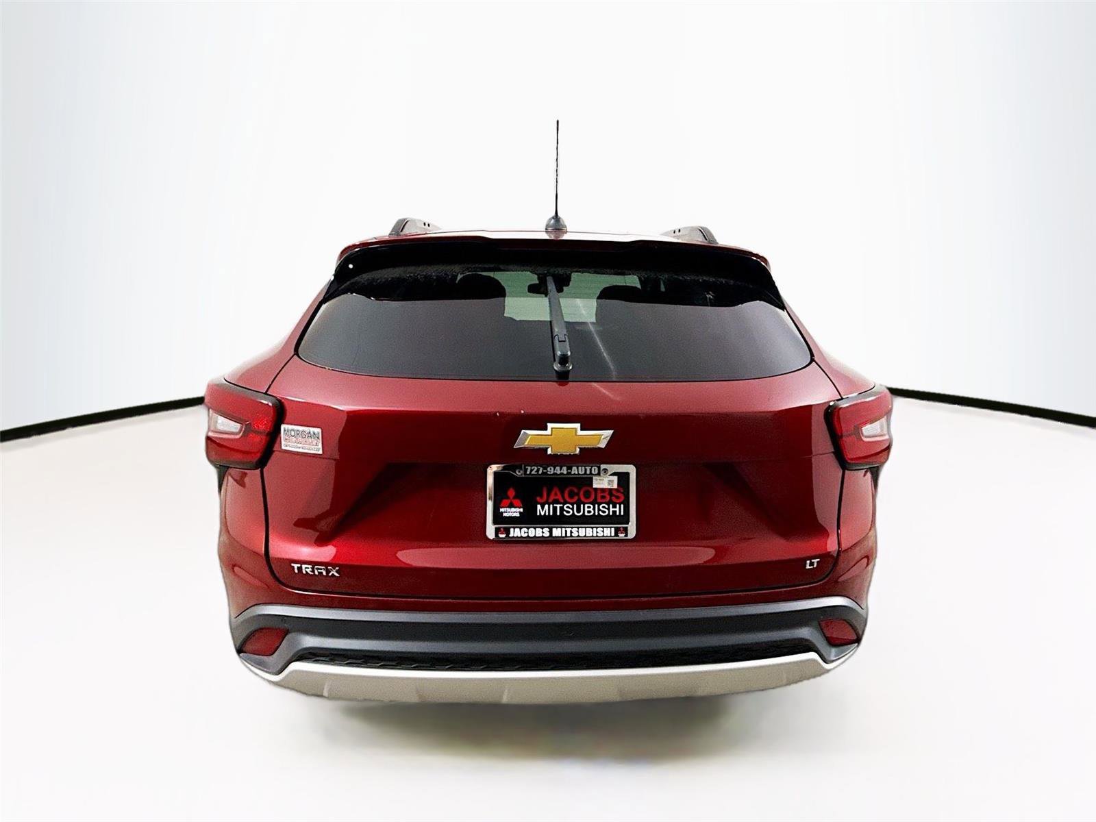 Used 2024 Chevrolet Trax LT w/ Driver Confidence Package FWD image 9