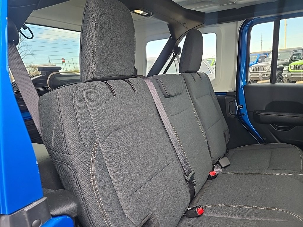 Used 2024 Jeep Wrangler Sahara w/ Technology Group image 86