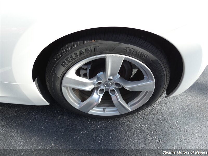 Used 2010 Nissan 370Z Coupe RWD image 20