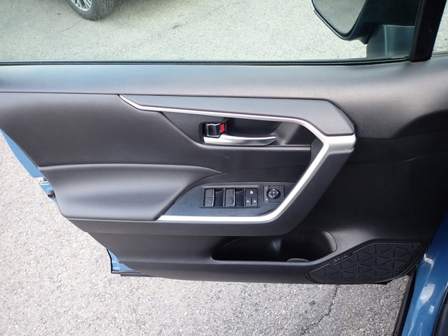 Used 2023 Toyota RAV4 WOODLAND EDITION image 15