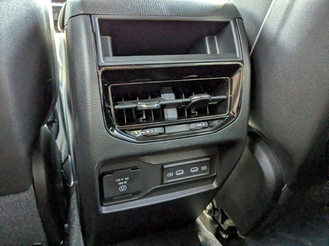 New 2026 Jeep Grand Cherokee Altitude RWD image 15