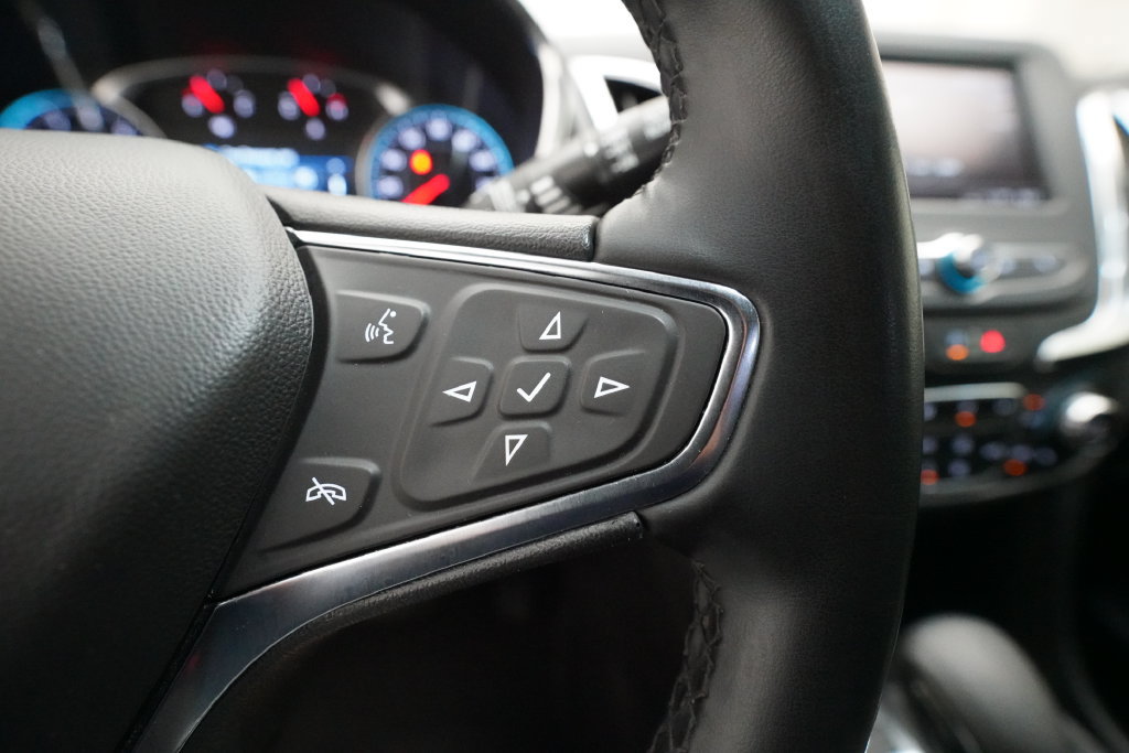 Used 2024 Chevrolet Equinox LT AWD/4WD image 19