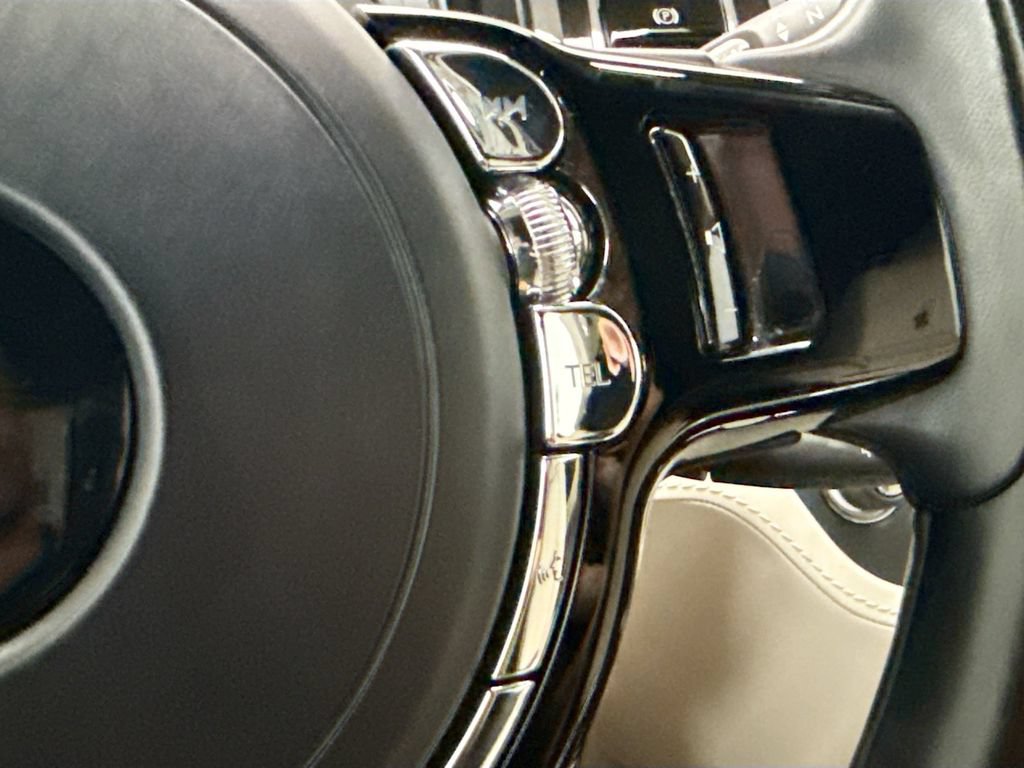 Used 2016 Rolls-Royce Wraith RWD image 12