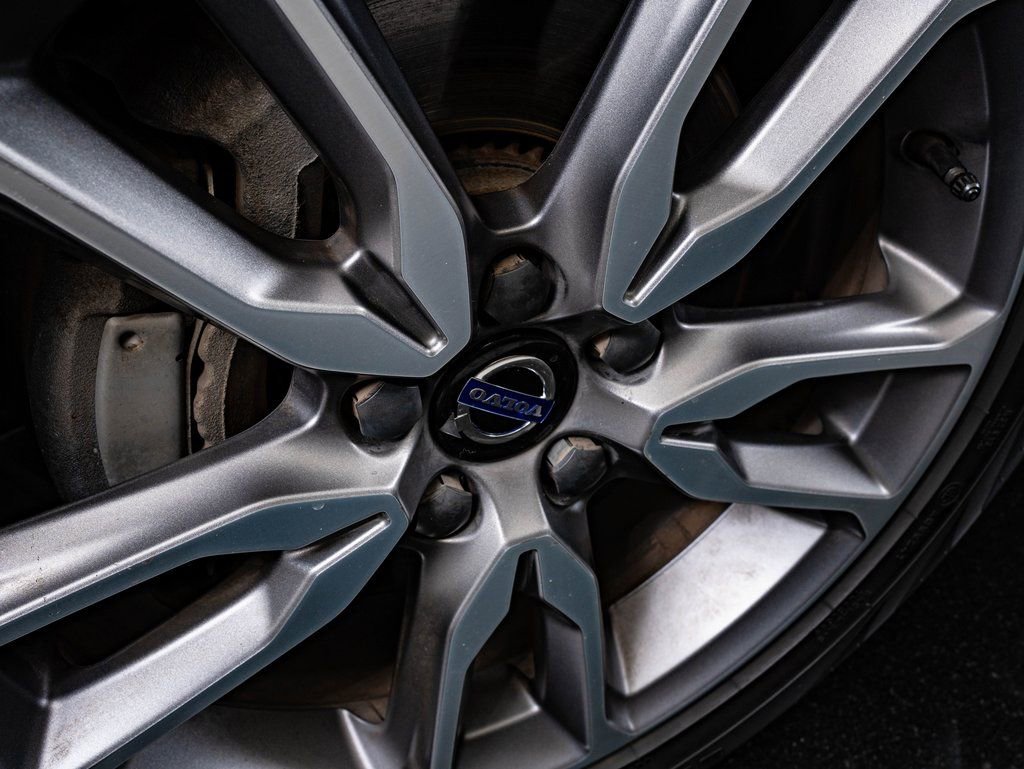 Used 2018 Volvo S60 T5 Cross Country Platinum image 8