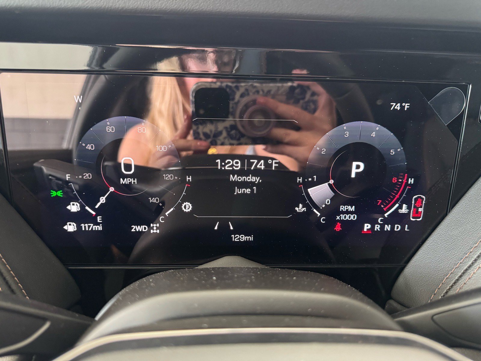 New 2026 GMC Yukon AT4 w/ AT4 Premium Package AWD/4WD image 22