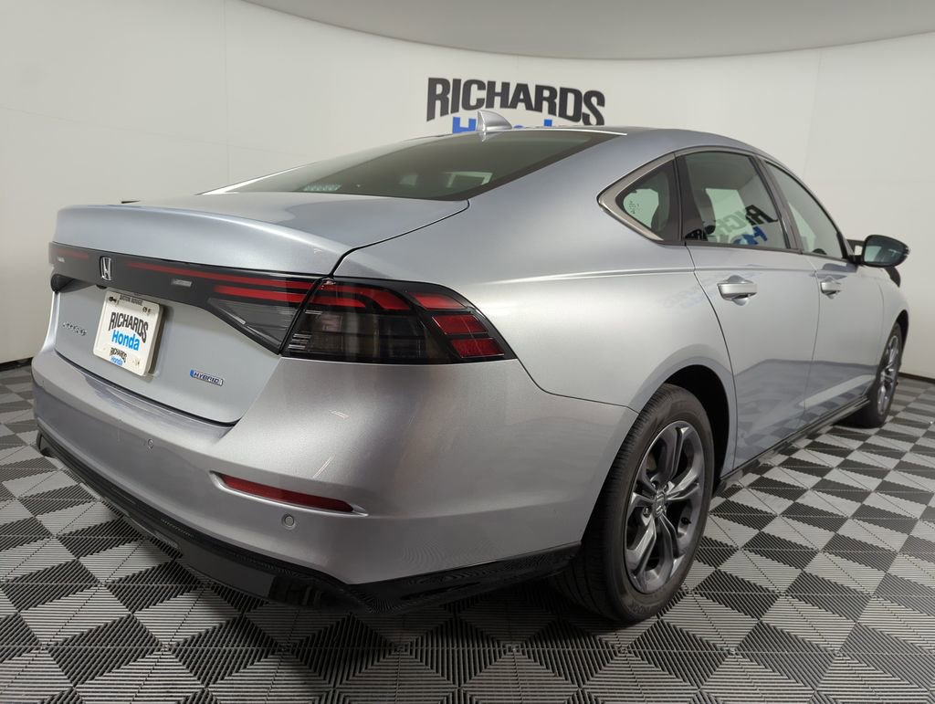 Used 2025 Honda Accord EX-L image 6