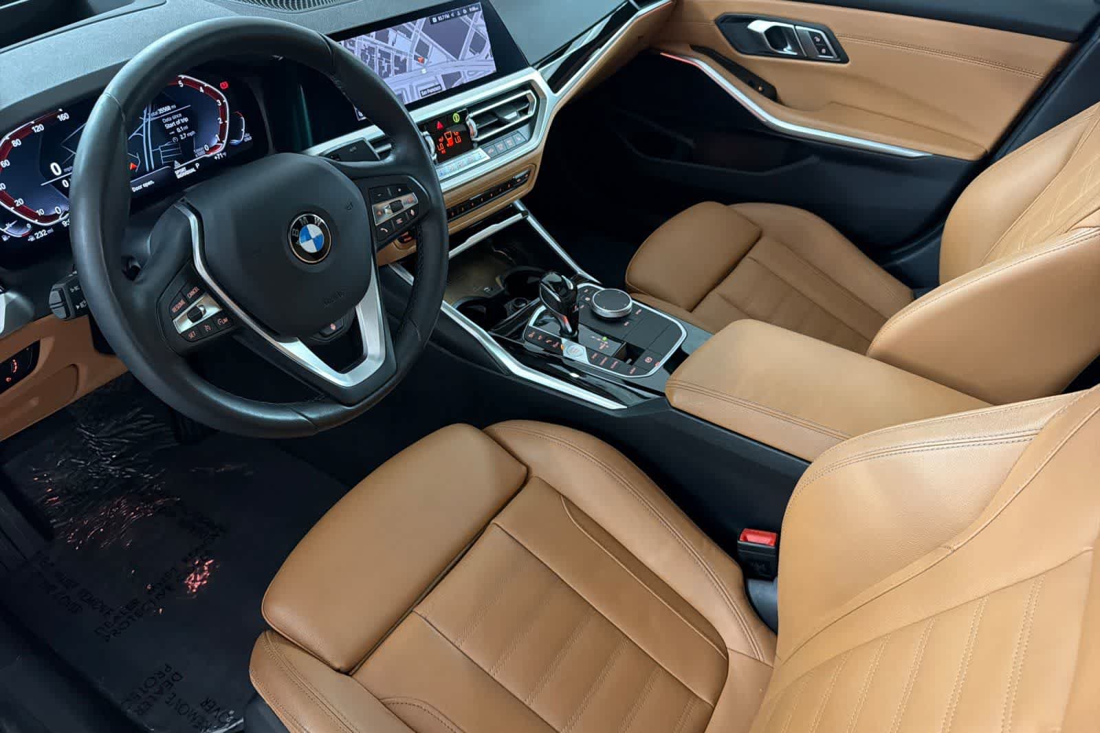 Used 2021 BMW 330i xDrive Sedan AWD/4WD image 11