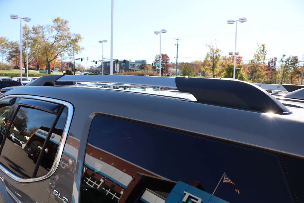 Used 2023 GMC Acadia SLE w/ Driver Convenience Package image 34