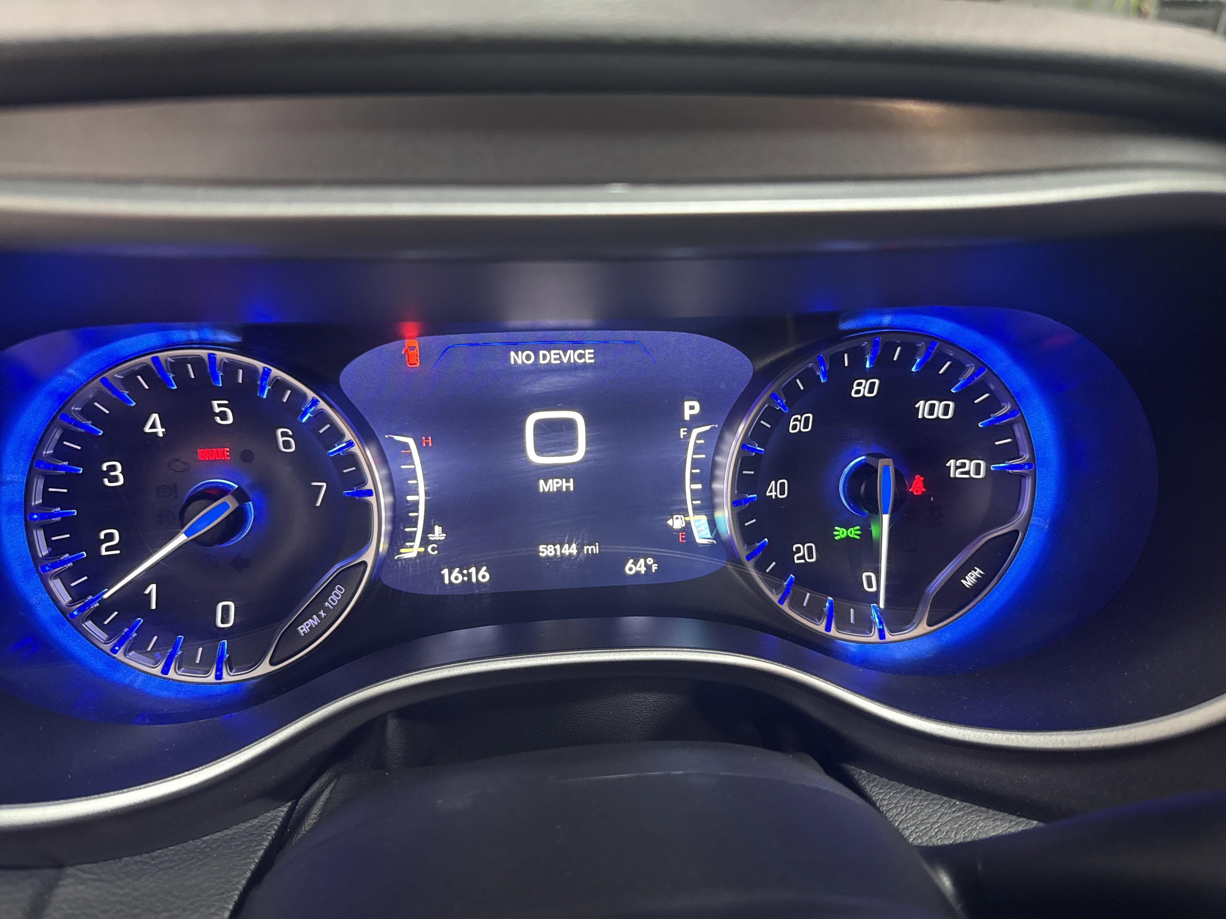 Used 2024 Chrysler Pacifica Touring-L image 18