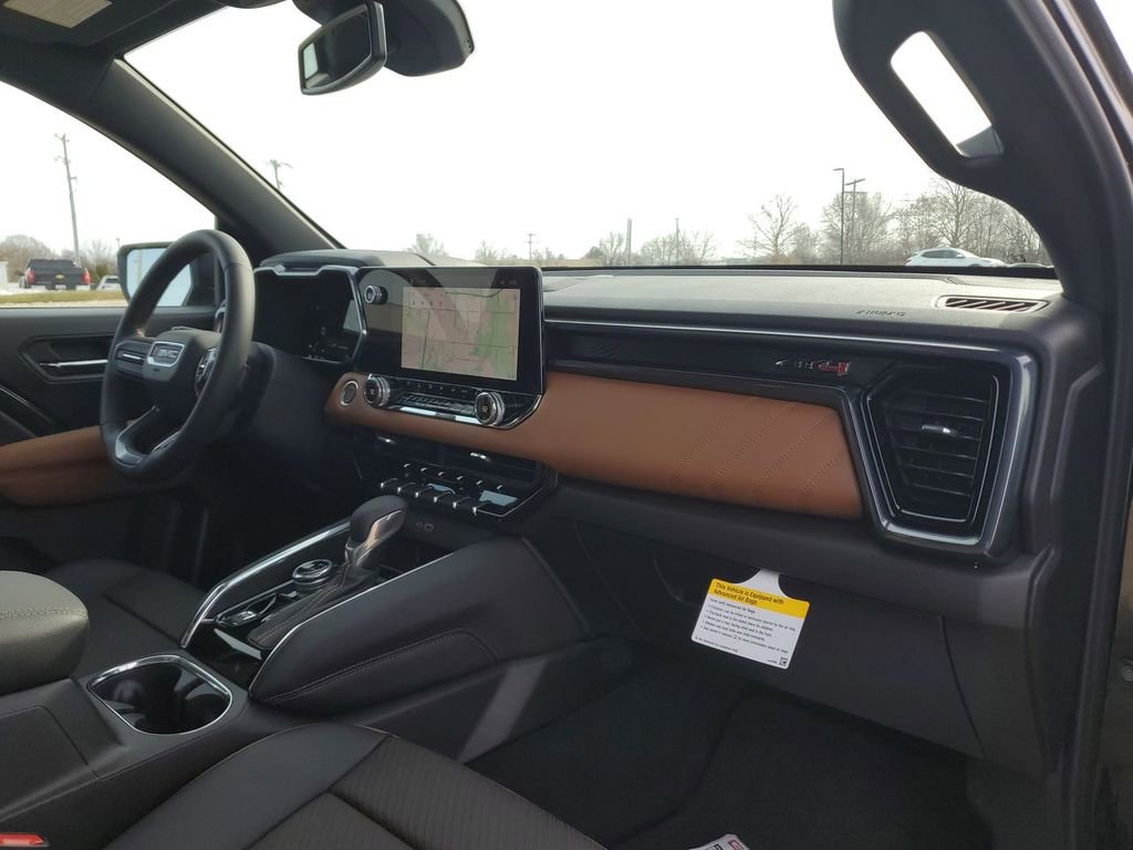 New 2025 GMC Canyon AT4 w/ Nightfall Edition image 31