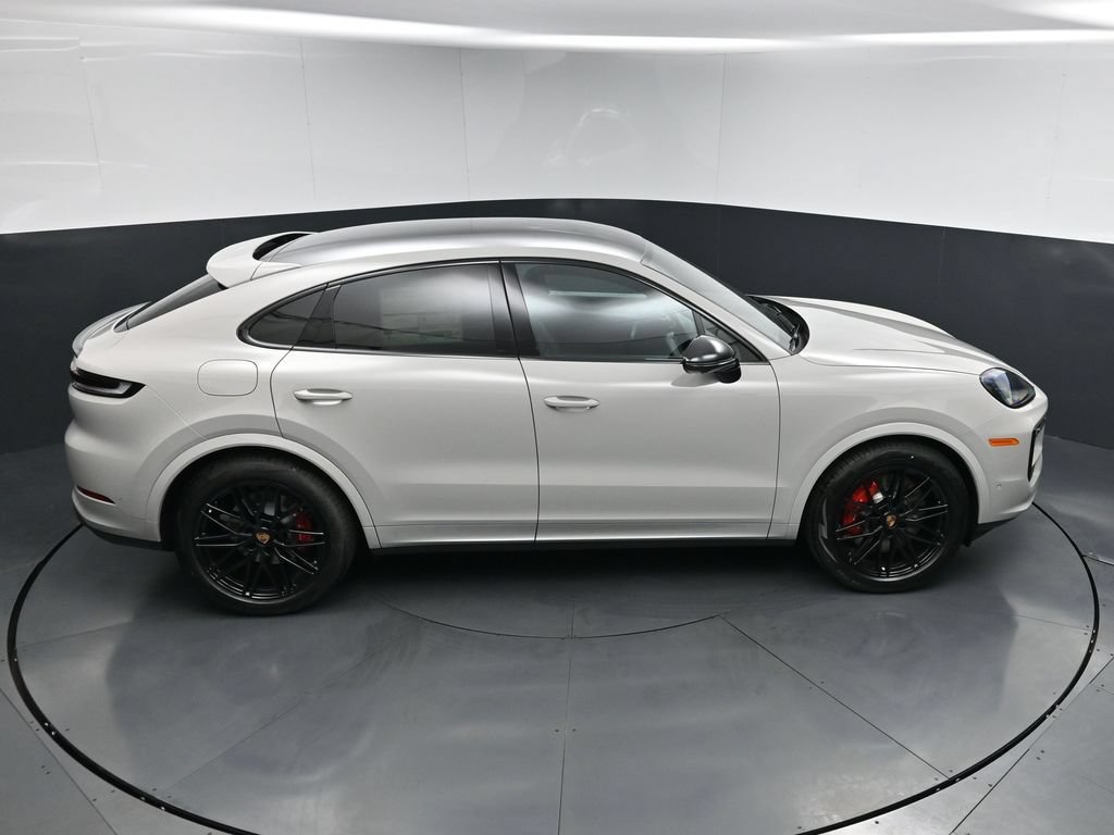 New 2026 Porsche Cayenne S AWD/4WD image 19