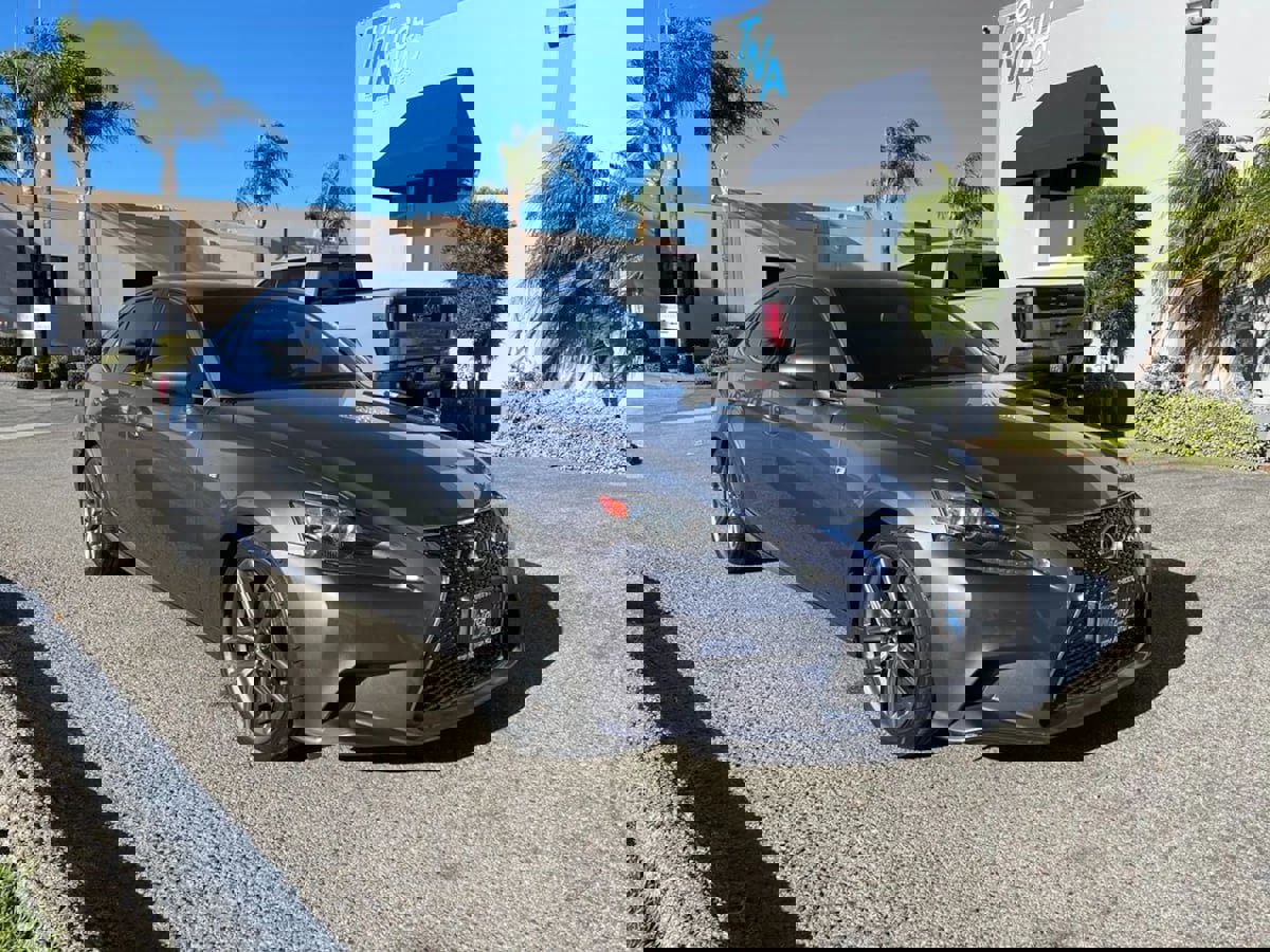 Used 2015 Lexus IS 250 AWD image 3