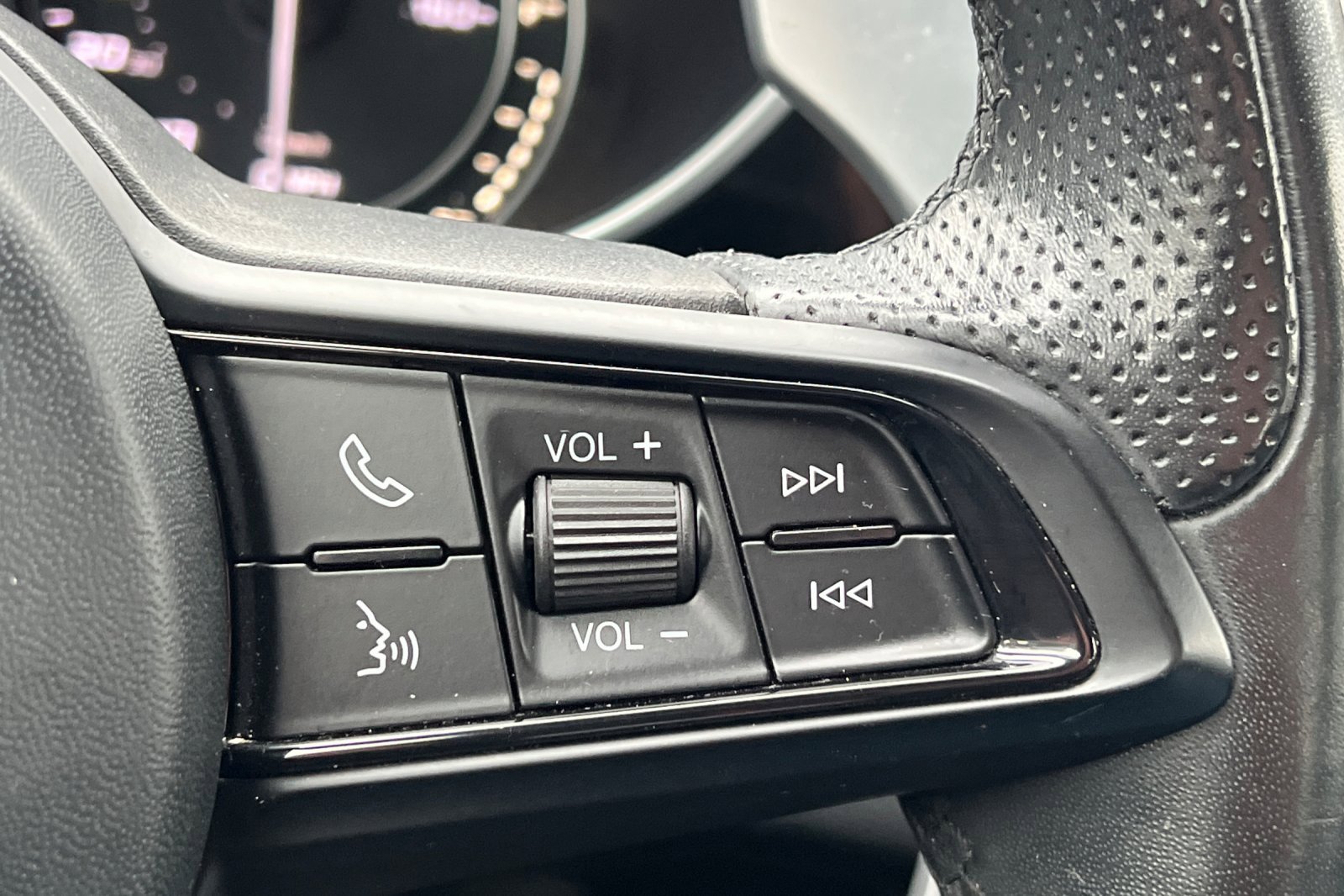 Used 2022 Alfa Romeo Giulia Sprint image 32