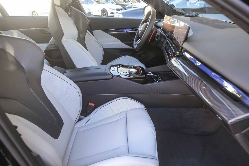 New 2026 BMW M5 w/ Executive Package AWD/4WD image 13