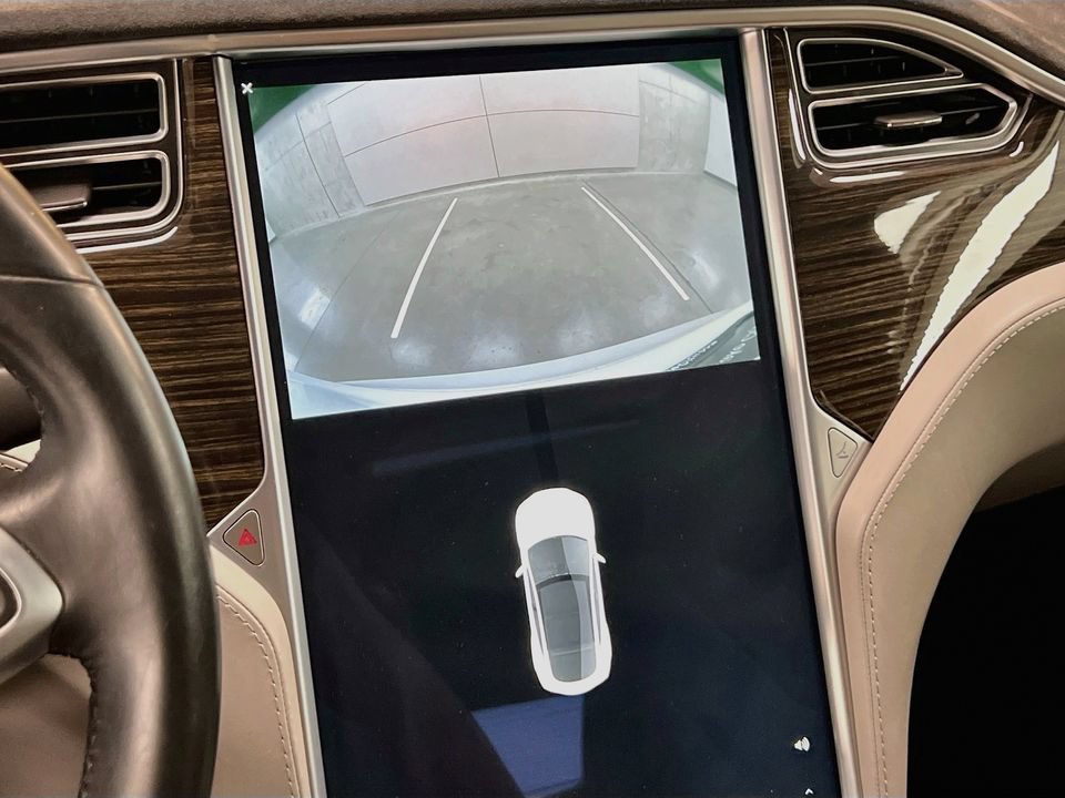 Used 2015 Tesla Model S 85D AWD/4WD image 17
