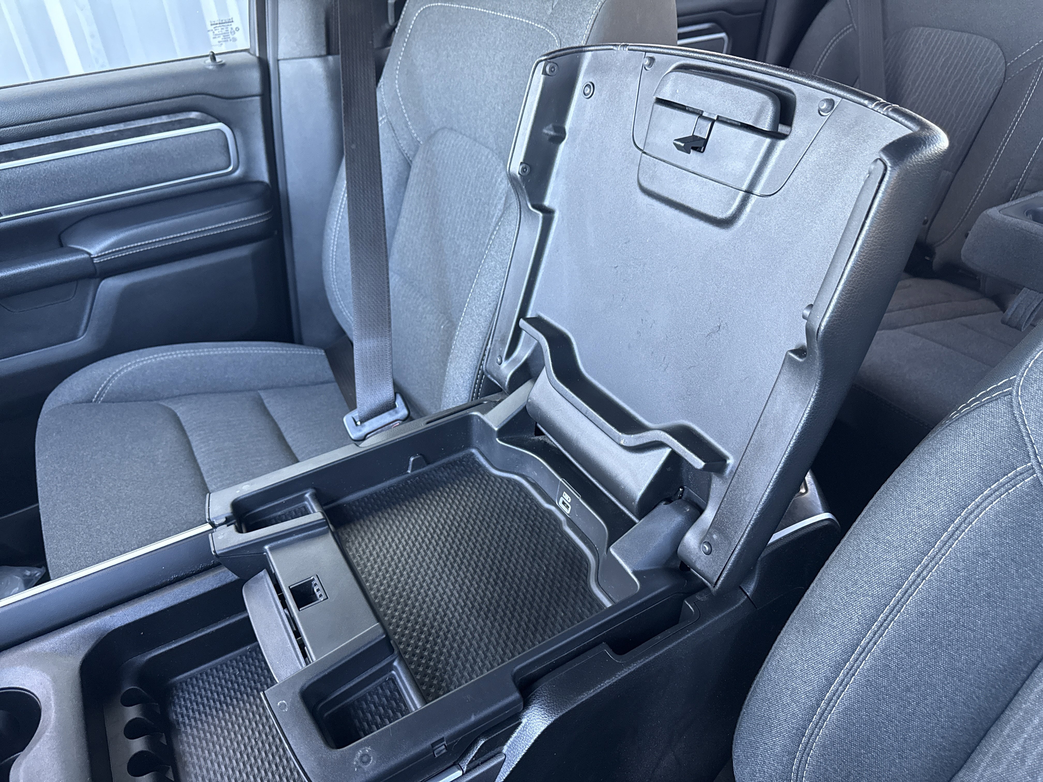 Used 2020 RAM 1500 Big Horn image 37