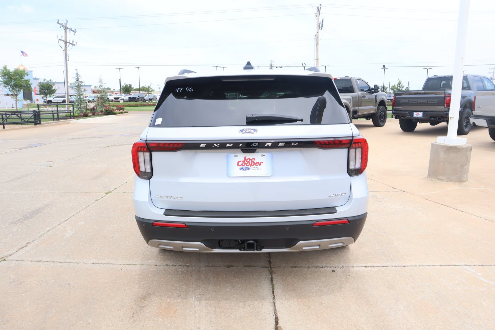 New 2026 Ford Explorer Active w/ Active Comfort Package AWD/4WD image 24