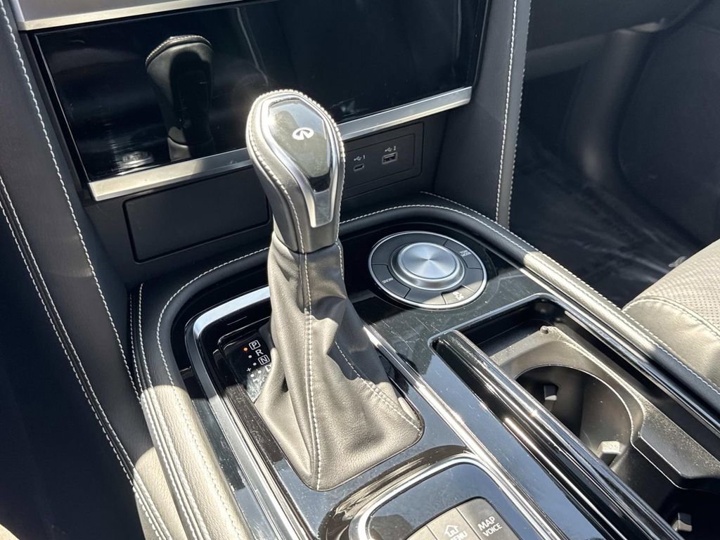 Certified 2024 INFINITI QX80 Premium Select w/ Cargo Package image 25