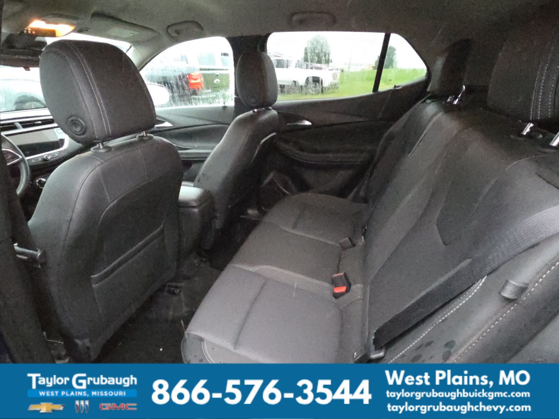 Used 2023 Buick Encore GX Preferred w/ Cold Weather Comfort Package AWD/4WD image 13