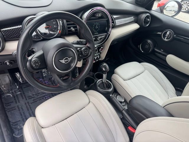 Used 2019 MINI Cooper S image 16