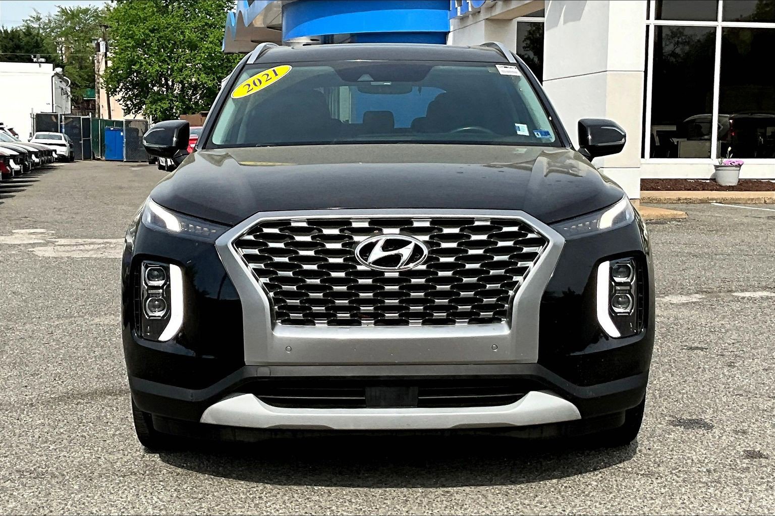 Used 2021 Hyundai Palisade SEL FWD image 3