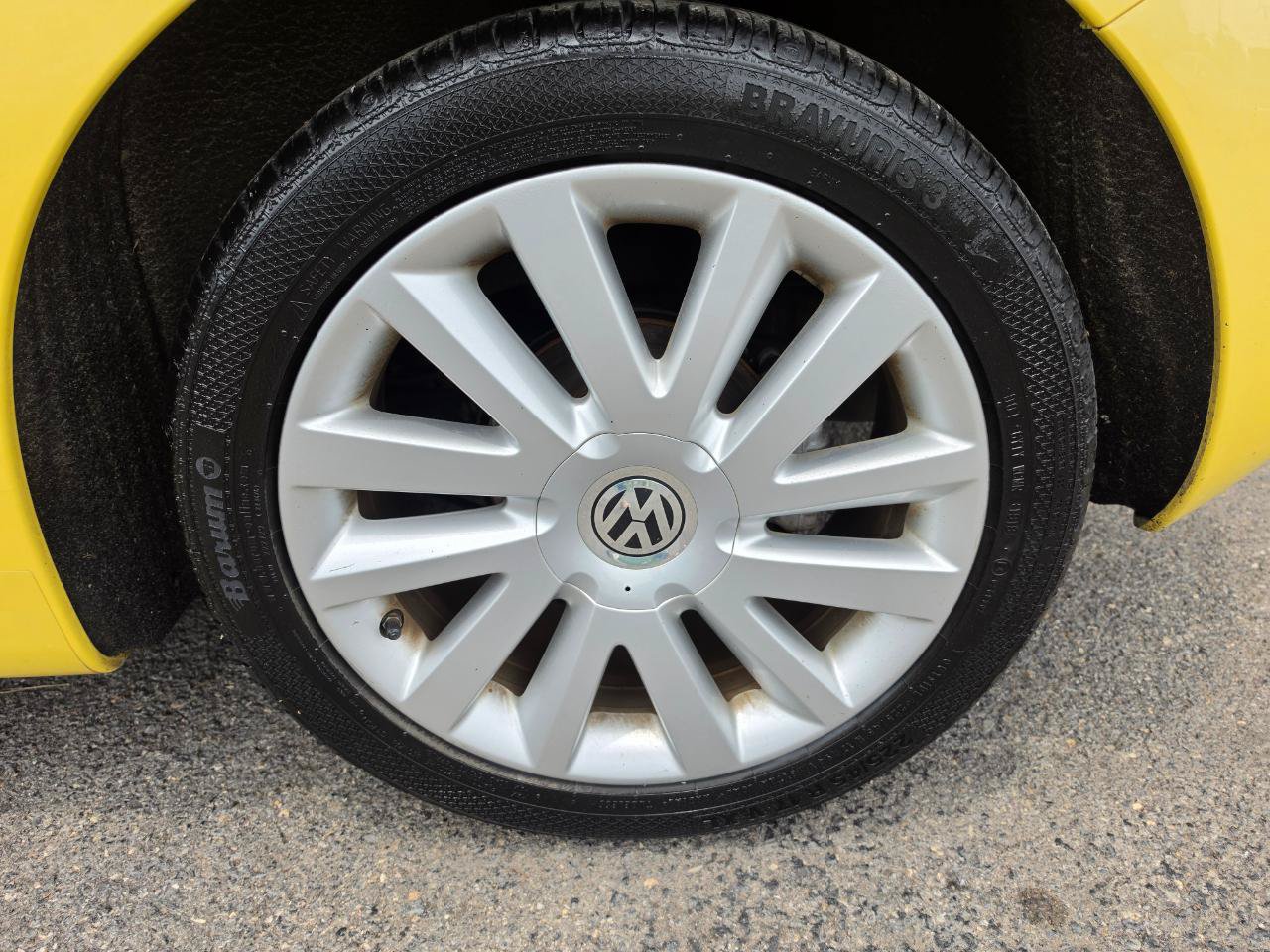 Used 2008 Volkswagen Beetle SE FWD image 58