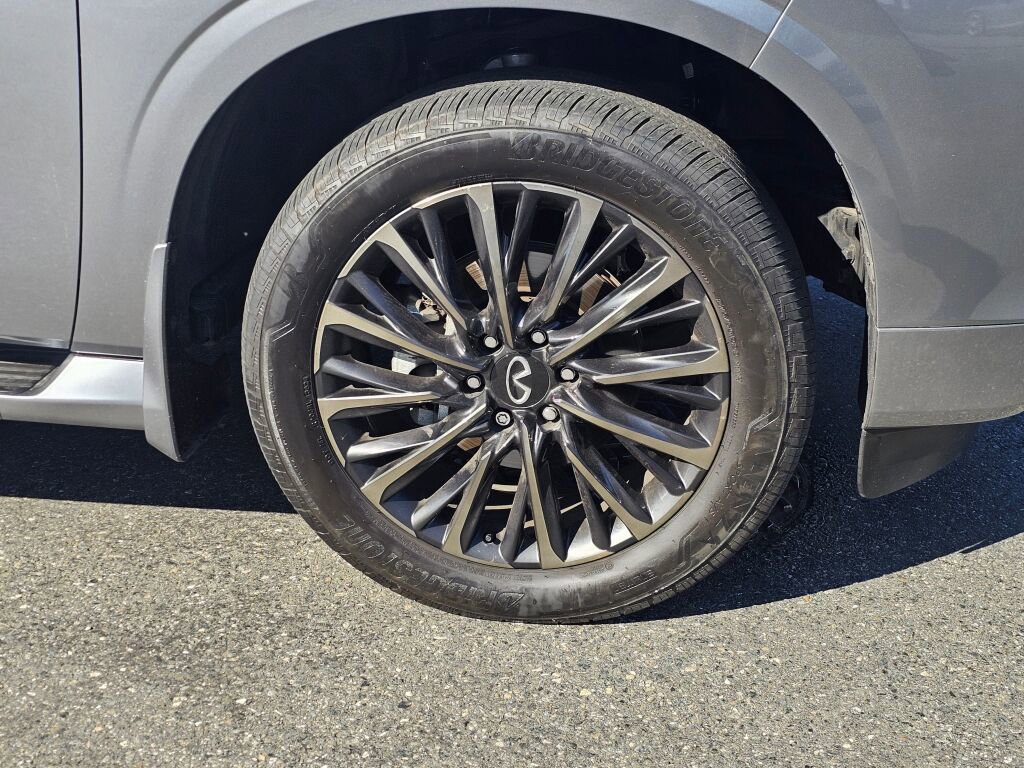 Used 2025 INFINITI QX80 Autograph w/ Autograph Exterior Package image 9